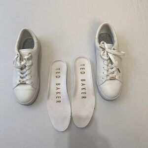 Ted Baker London Adial Floral Embroidered Size 7 Sneakers